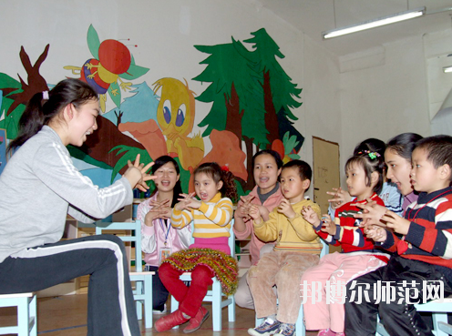 大同興同藝術(shù)師范學校2019年報名條件、招生對象
