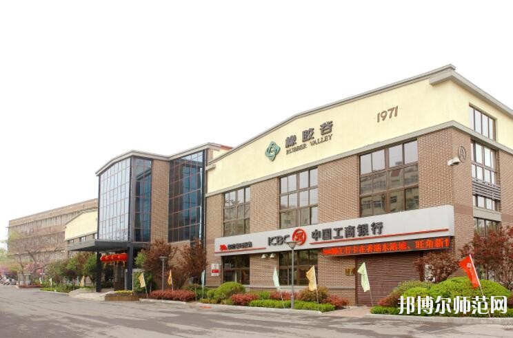 青島科技師范大學(xué)四方校區(qū)招生辦聯(lián)系電話(huà)
