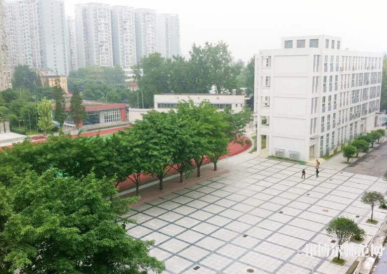 成都洞子口職業(yè)幼兒師范高級中學2018年報名條件、招生對象
