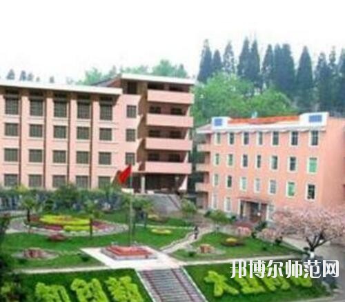 畢節(jié)地區(qū)幼師信息工程學(xué)校2023年報(bào)名條件、招生要求、招生對(duì)象