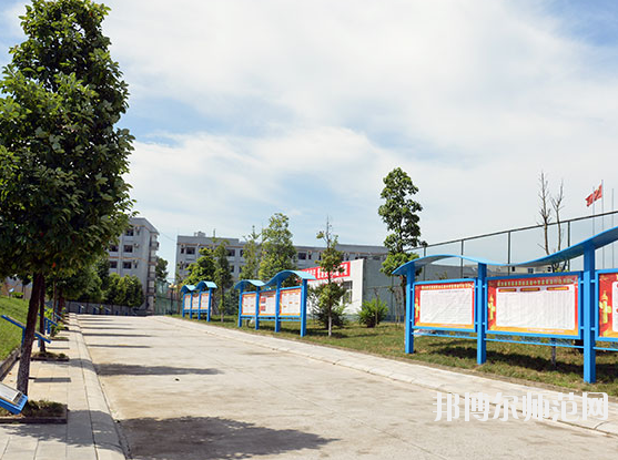 蒼溪縣幼兒師范職業(yè)高級(jí)中學(xué)2020年報(bào)名條件、招生要求、招生對(duì)象 