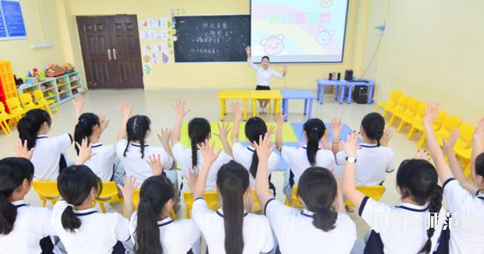 成都五月花幼兒師范高級(jí)技工學(xué)校怎么樣、好不好