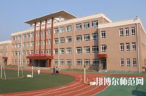 江西2020年幼師學校中專升大?？际裁? width=