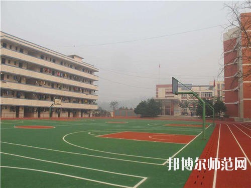 宜賓高場(chǎng)職業(yè)幼兒師范中學(xué)2020年報(bào)名條件、招生要求、招生對(duì)象