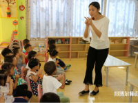 湖北2020年幼師學(xué)校中專升大?？际裁? /><b>湖北2020年幼師學(xué)校中專升大專考什么</b><span>2019-11-06 15:24</span><p>幼師專業(yè)在近年來飛速發(fā)展，雖然人才緊缺，但由于家長(zhǎng)對(duì)孩子的重視，社會(huì)對(duì)幼兒教師專業(yè)越來越嚴(yán)格，無論是專業(yè)知識(shí)還是學(xué)歷，都</p></a></li>
            <li><a href=