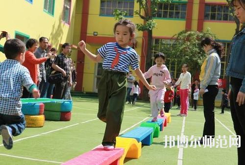 貴陽2020年中專幼師學(xué)?？梢钥即髮? width=