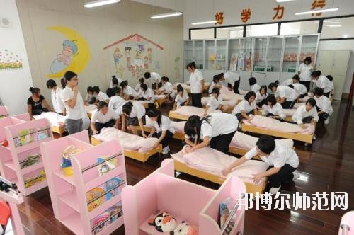 遵義2020年讀幼師學?？梢钥即髮W嗎