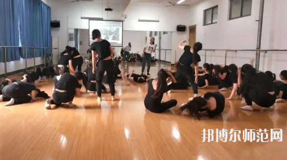 金昌2020年讀幼師學?？梢钥即髮W嗎