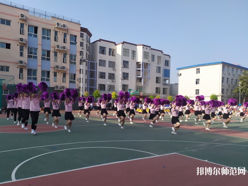 汕頭職業(yè)技術(shù)師范學(xué)院地址在哪里？