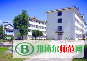 麗江師范高等?？茖W校2021年有哪些專業(yè)