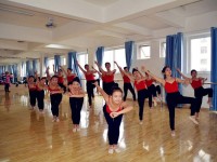 曲靖2021年中專幼師學(xué)?？梢钥即髮? /><b>曲靖2021年中專幼師學(xué)校可以考大專嗎</b><span>2021-01-27 16:02</span><p>曲靖2021年中專幼師學(xué)?？梢钥即髮?有部分初中畢業(yè)的學(xué)生由于自己的部分原因沒能選擇上高中，而是選擇在幼師學(xué)校讀書，而中專</p></a></li>
            <li><a href=