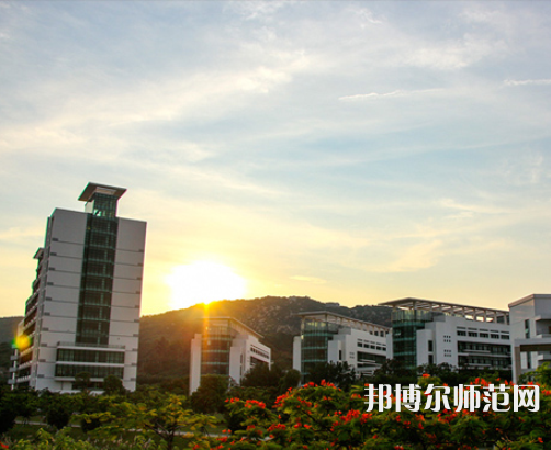 廈門大學(xué)嘉庚師范學(xué)院2023年報名條件、招生要求、招生對象