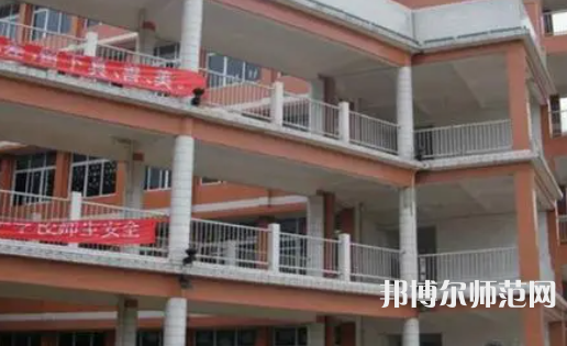 重慶旅游幼師學校2023年報名條件、招生要求、招生對象