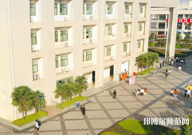 寶雞職業(yè)技術師范學院2023年學費、收費多少