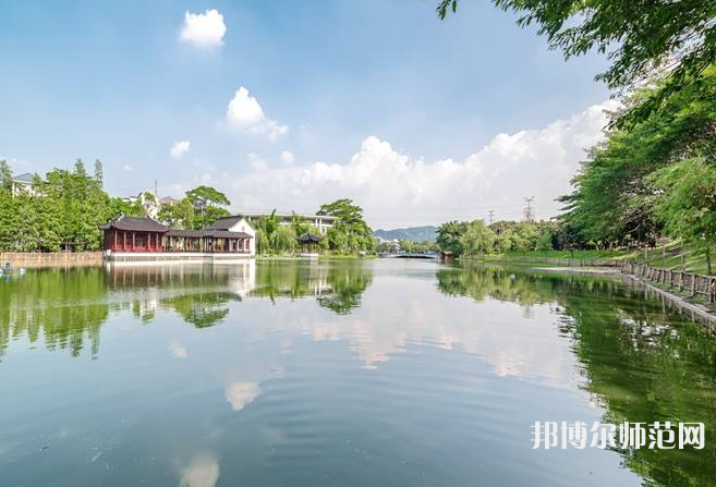 廣東外語(yǔ)外貿(mào)師范大學(xué)南國(guó)商學(xué)院2023年報(bào)名條件、招生要求、招生對(duì)象