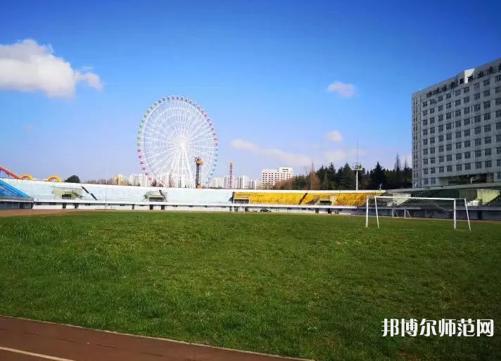 冊亨幼師職業(yè)高級中學校2023年報名條件、招生要求、招生對象
