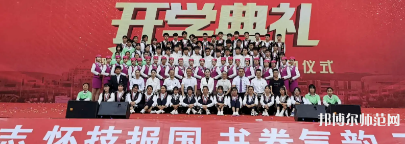 云南現(xiàn)代職業(yè)技術(shù)師范學(xué)院2023年報(bào)名條件、招生要求、招生對(duì)象