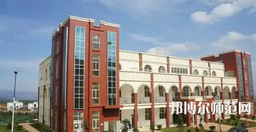 云南外事外語職業(yè)師范學(xué)院2023年報名條件、招生要求、招生對象