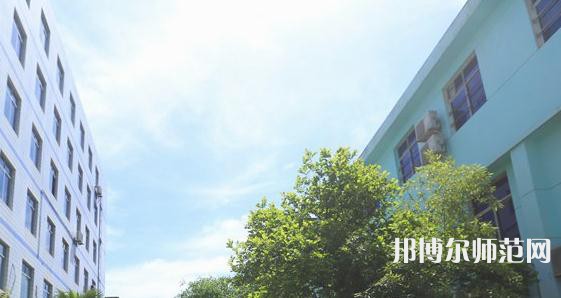 西安綜合幼師職業(yè)中等專業(yè)學(xué)校2023年報(bào)名條件、招生對(duì)象、招生要求