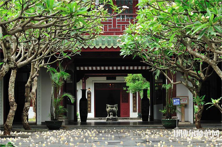 瓊臺(tái)師范學(xué)院2023年怎么樣、好不好 