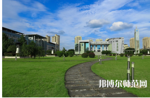 重慶文理學(xué)院2023年學(xué)費(fèi)、收費(fèi)多少 