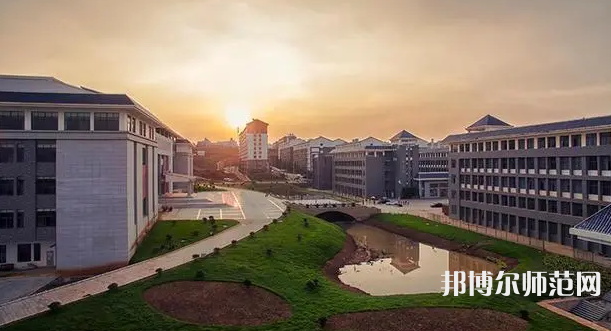 云南師范大學商學院海源校區(qū)2023年學費、收費多少