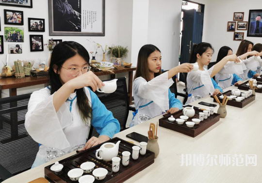 達(dá)州職業(yè)技術(shù)師范學(xué)院新校區(qū)2023年報(bào)名條件、招生要求、招生對(duì)象