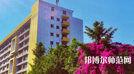 四川師范大學(xué)成都學(xué)院2023年學(xué)費、收費多少 