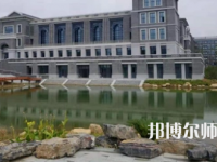 2023年黃麓師范學(xué)校報(bào)名條件、招生對(duì)象