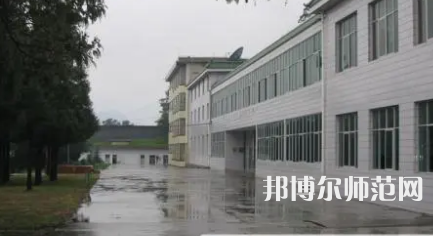 2023年四川彝文幼兒師范學(xué)校報名條件、招生對象