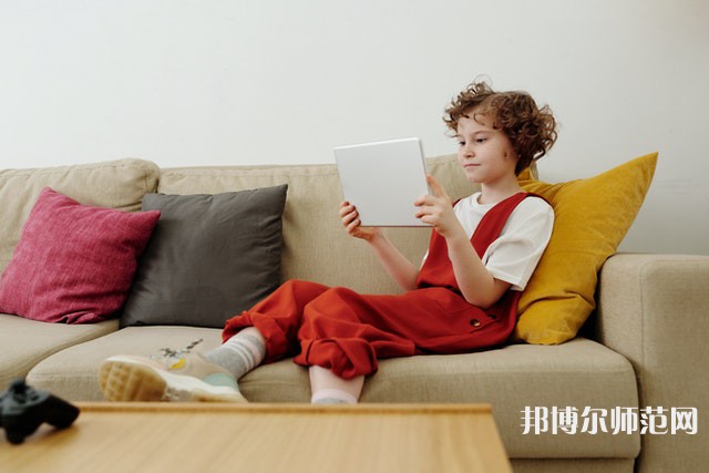 滇西科技師范學(xué)院介紹、地址
