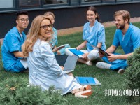 保定華中高級技工幼師學校介紹、地址